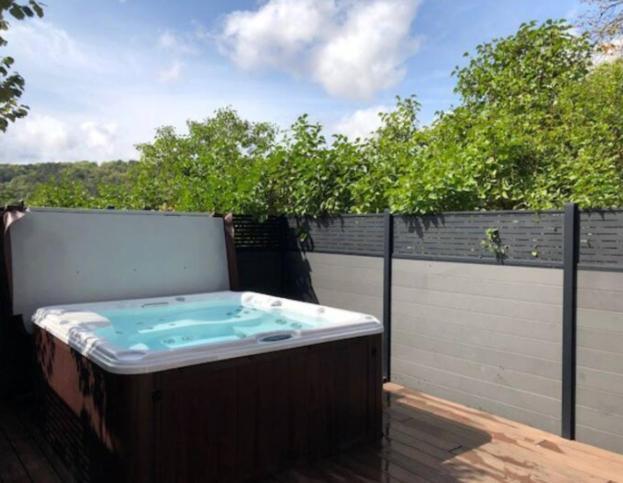 Chambre Avec Acces Jacuzzi Plombieres-les-Dijon Екстер'єр фото